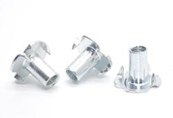  Körmös anya, galv. horg. , M10x12x25 (12729234)