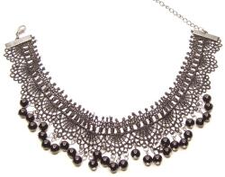  Csipke nyaklánc fekete gyöngyökkel