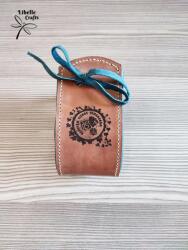 Amnisu Remeték Titkos Társasága logóval ellátott kockatartó szütyő