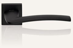 Linea Cali LINEA CALI-ALA matt fekete négyzetrozettás PZ