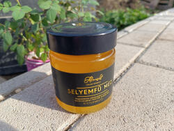 Almási Családi Méhészet Selyemfű méz Méret: 900g