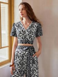 Shein FC12312 Motf Mintás Crop Top Csipkével Díszítve fehér 38