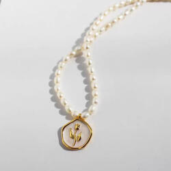 Dollcini Pearl Gyöngy Nyaklánc Virág Medállal - Rózsa vagy Tulipán - Tulipán (548762)