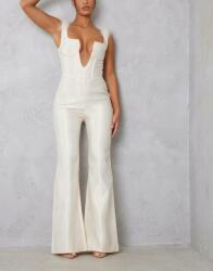 Prettylittlething Krémszínű Koktél Hosszú Overál Szatén Doboz Prettylittlething 40