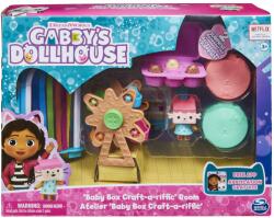 Spin Master Camera Deluxe Baby Box Gabby's Dollhouse cu figurina si accesorii (6069300_20145702) Figurina