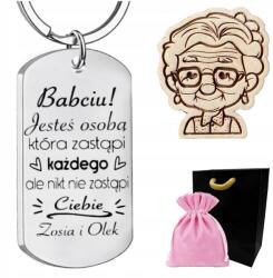  Gravírozott kulcstartó ajándék Nagymamáknak Nagymama Napi Gravírozás Ingyenes (ZAWIESZKA Z GRAWEREM, DZIEŃ BABCI I DZIADKA)