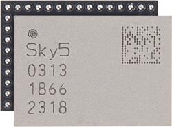 Apple Sky 50313 High Frequency Diversity Receiving Switch iPhone 16 Apple