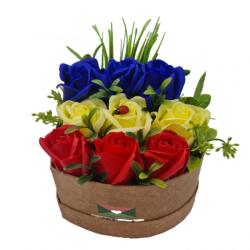  Aranjament floral 9 trandafiri cutie , flori de sapun, tricolor