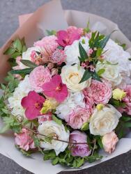 ImodFlowers Buchet cu hortensie si orhidee roz