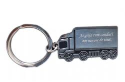  Breloc personalizat metalic in forma de TIR. camion gravat cu textul tau