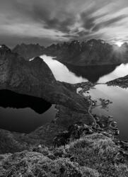 Dovido Fotótapéta hegyi panoráma fekete-fehérben - 196x270