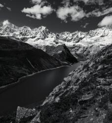 Dovido Fotótapéta Patagonia Nemzeti Park Argentínában fekete fehérben - 245x270