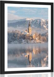 Dovido Poszter paszportuval templom a Bledi-tó mellett Szlovéniában - 60x90 black