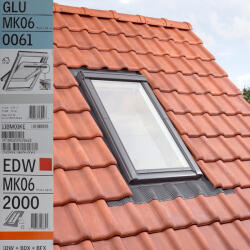 VELUX Fereastra VELUX GLU 78X118 0061 + Rama EDW 2000 (VELUX GLU MK06 0061 + EDW 2000)