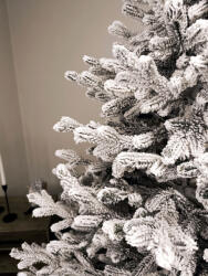  Mesterséges karácsonyfa Christmas Deluxe by Sersimo, Havas Bécs, 3D, 180cm