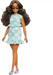 Mattel Barbie Fashionistas baba zöld ruhában (HYT96) - jatekbirodalom