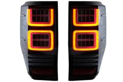 KITT Stopuri LED Ford Ranger 2012-2018 cu geam clar si semnal dinamic (TLFRNGT6)