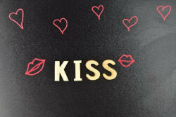  family fa felirat " kiss" - 3, 5 cm magas