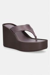 Calvin Klein női bőr tangapapucs WEDGE 70 SNDL THONG LTH - barna Női 36