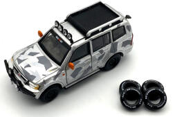 BM Creations Macheta Mitsubishi Pajero 2001 3rd Gen Ice Pack RHD 1: 64 BM Creations, SUV colectie cu usi fata functionale si set anvelope (64B0048 - 2875)