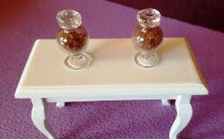 Hobbyplanet Set 2 vase din sticla cu bomboane - miniaturi colectionari 1: 12 (V70687)