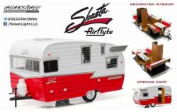 GreenLight MACHETA RULOTA SHASTA AIRFLYTE 1961 rosu alb SCARA 1 24 GREENLIGHT (gl18225)