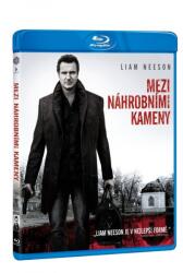 MagicBox Umblând printre morminte - Blu-ray