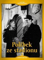 Filmexport HV s. r. o Polibek ze stadionu - DVD