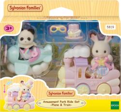 EPOCH Set de joaca Sylvanian Families - Parc de distractie cu avion si trenulet (SF5819) Figurina