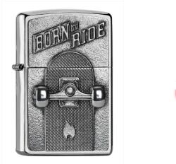 Zippo Born to Ride szálcsiszolt króm benzines öngyújtó - 3D hatású gördeszka mintával (Z-190428-4)