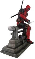 Diamond Comic Distributors Diamond Select Toys Marvel Premier Collection Deadpool Apr202656 Figurina