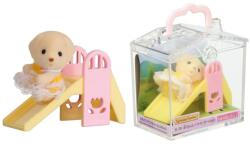 EPOCH Sylvanian Families Baby Carry Case Dog On Slide 5204 Figurina