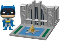Funko Pop! Town Batman 80 Years Batman With The Hall Of Justice Figurina