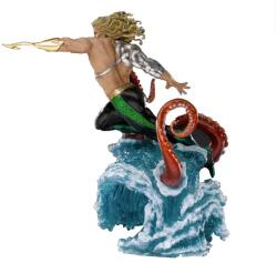 Iron Studios Deluxe Aquaman 26cm Figurina