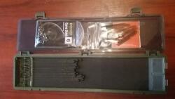 Prokarpfishing Penar pescuit echipat cu 10 riguri si accesorii