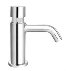 137 mm MINOTTI nyomógombos mosdócsap ívelt kifolyóval (1013)