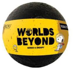 Simba Toys Figurina surpriza in capsula, Urdu, Peanuts Worlds Beyond X Snoopy Figurina