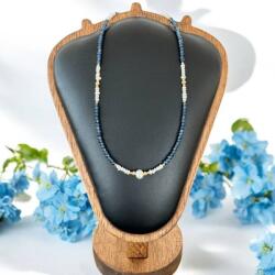 Ezera Colier handmade Indira din jad albastru safir si perle naturale cu argint placat cu aur (CSPNCLAU925)