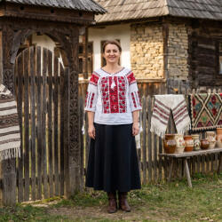 Ie traditionala Alexandra 43
