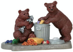 Lemax bear buffet Vail Village 2017