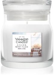 Yankee Candle A Calm & Quiet Place lumânare parfumată Signature 110 g