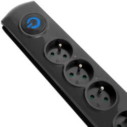 Qoltec 50104 surge protector 4 AC outlet(s) 230 V 1.5 m Black