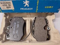 Peugeot FÉKbetétek Peugeot 309 Oe 425082