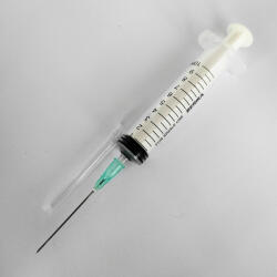 Berika Tehnoloji Medikal Seringa 10 ml cu ac 21G Luer Slip