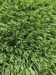 SRILANKA Gazon Artificial Sri Lanka, Inaltime Fir 30 mm, Latime 4m, Marime 400 x 1400 cm, Verde, Antialergic, Polipropilena, Curte, Terasa, Balcon, Piscina, Loc de Joaca, Gradinita, Cresa
