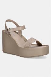 Calvin Klein szandál éksarokkal WEDGE 70 SNDL WEBBING LTH - bézs Női 41