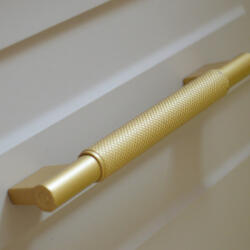Ferretto handles TRIUMPH palladio bronz, Fém, Modern bútorfogantyú, 96/128 mm furattávolság (15_083_96128_17)