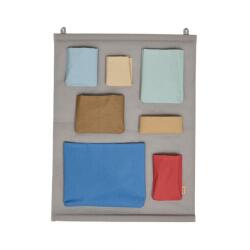 OYOY Mini Сив текстилен висящ органайзер 60x2x80 cm Saga - OYOY Mini (M107714)
