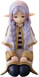 FuRyu Statuetă FuRyu Animation: Frieren: Beyond Journey's End - Frieren (Coborâtă), 9 cm (FRYU51383) Figurina