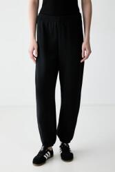 adidas pantaloni de trening pentru femei din bumbac 9BY2-SPDZT2_99X (KU7935)